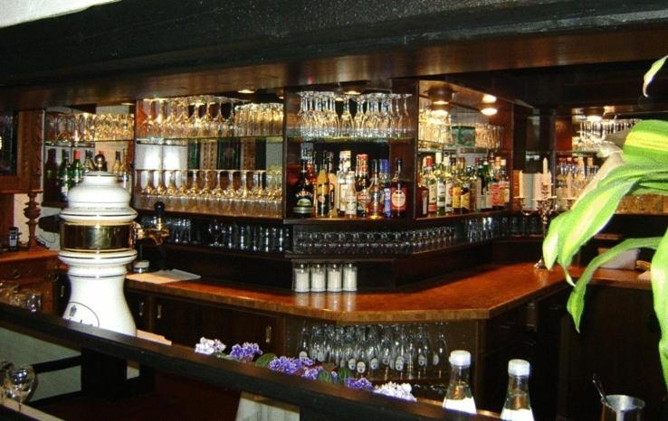 Hotel Restaurant Zur Linde Pattensen Esterno foto